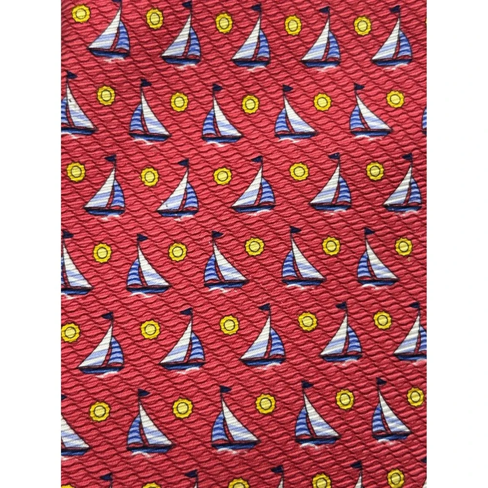 Tommy Hilfiger Men's 100% Silk Red Sailboat Tie Nautical Sun Motif Made in USA